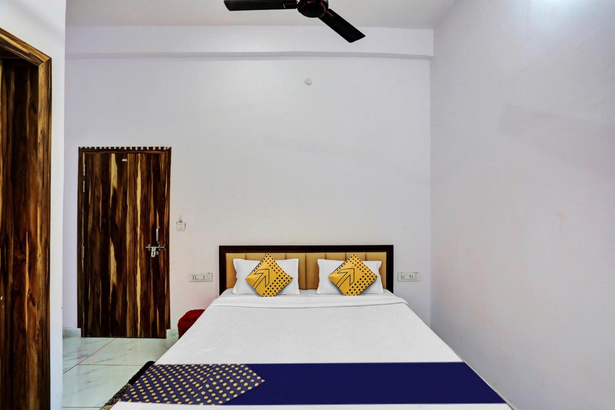 Bāzpur Hotel O Sardarji Hotel And Restaurant מראה חיצוני תמונה