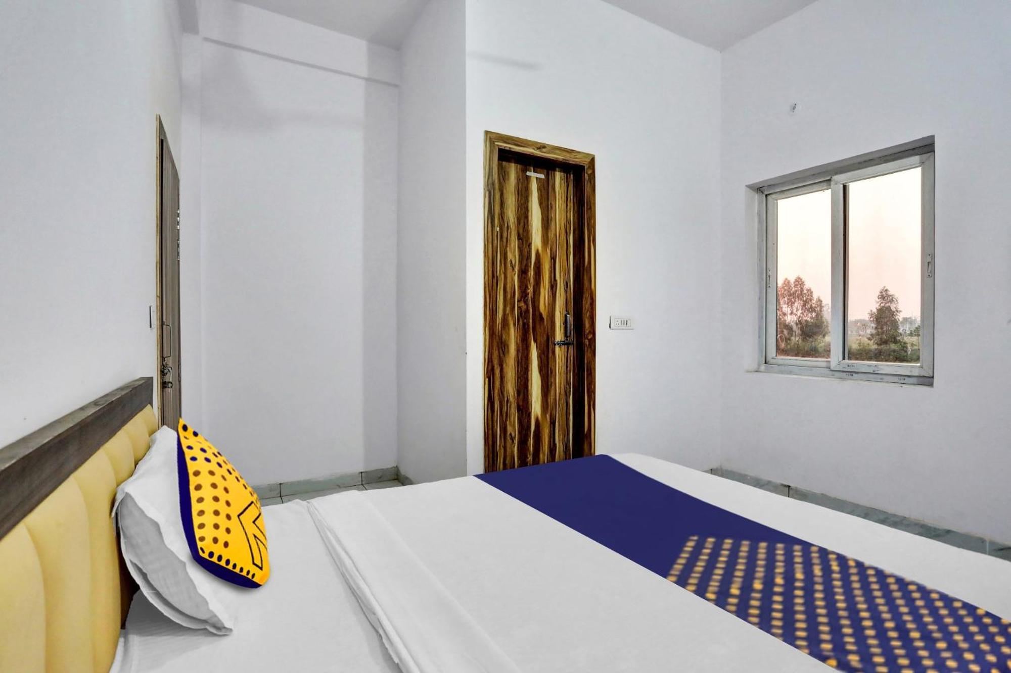 Bāzpur Hotel O Sardarji Hotel And Restaurant מראה חיצוני תמונה